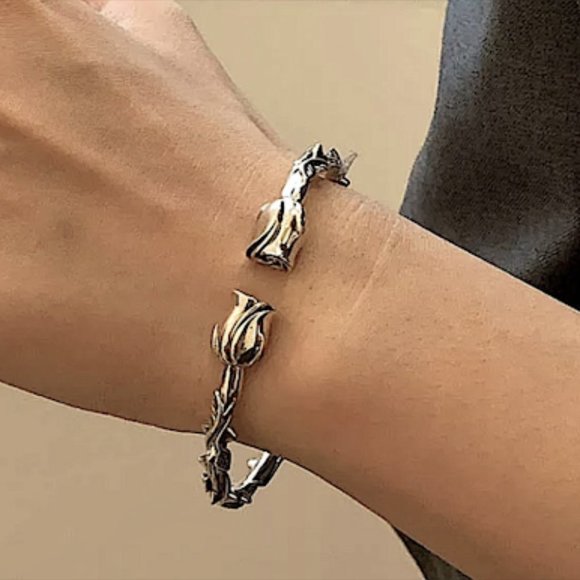 STERLING SILVER ROSE FLOWER BANGLE BRACELET - Picture 2 of 7